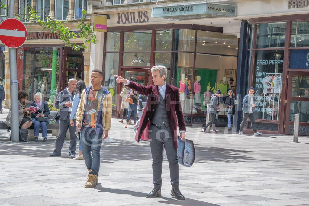 DWFilming's tweet image. Episode 10 filming with the Doctor, Clara, and Rigsy. All credit goes to @HuwEvansAgency and @Auton710! #dwsr