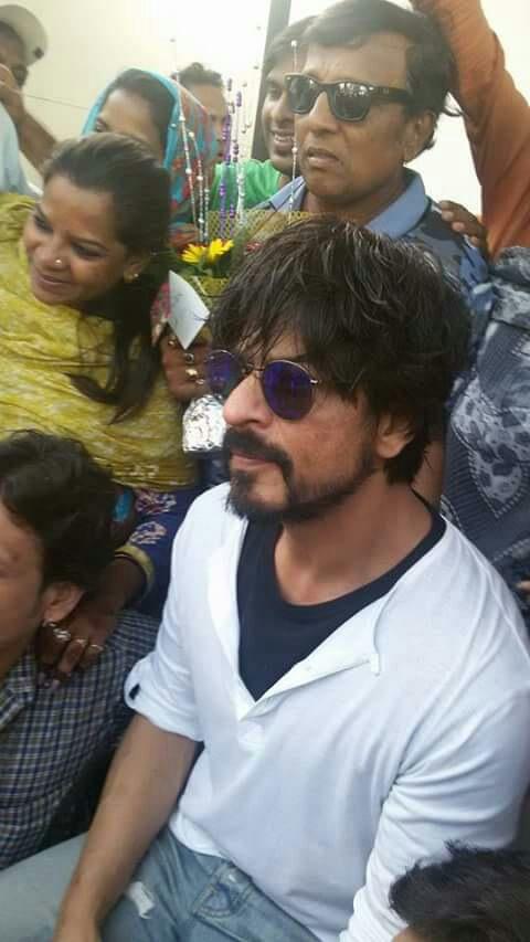 5 SRK characters with beard that make us drool #sexybeard | Shahrukh khan, Shah  rukh khan movies, Shahrukh khan and kajol