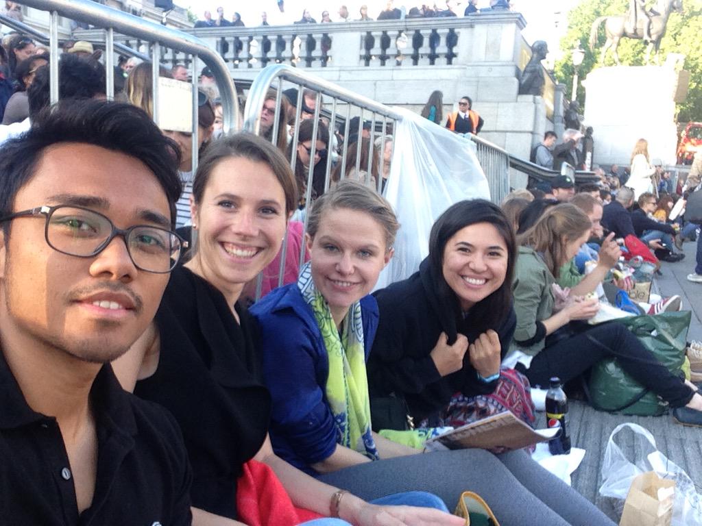 N1R4DE's tweet photo. #BPbigscreens flat night out! http://t.co/a78qAIzozP