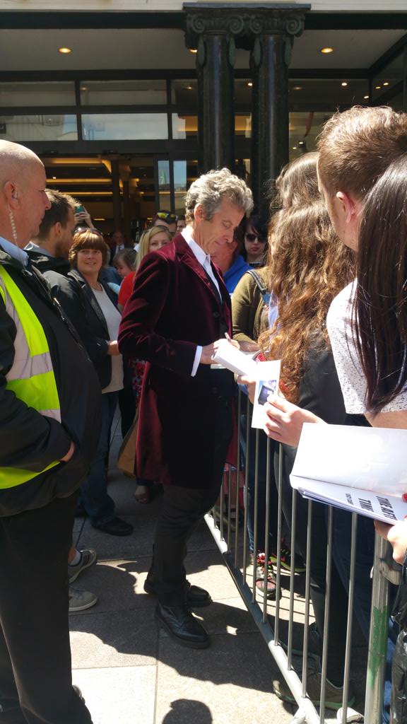 megan_4281's tweet image. Wasn't expecting to see this today! 😆 @DWFilming @PeterCapaldiRP @jennacoleman @JoivanWade #dwsr