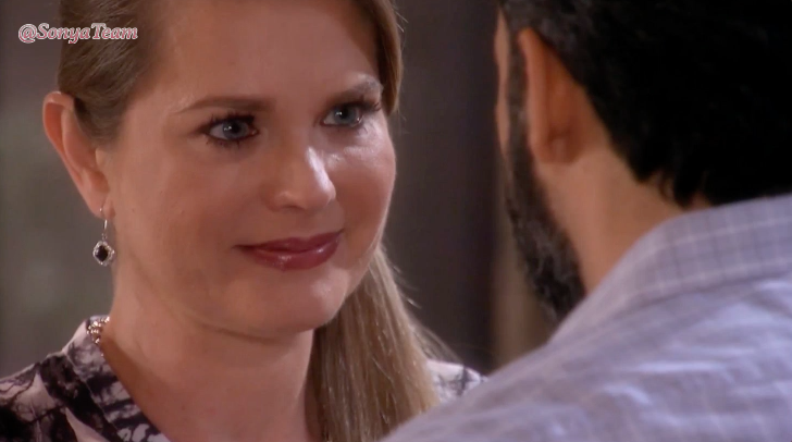 SonyaTeam's tweet photo. [@TierradeReyes #Capitulo126🐎]#Cayetana(@Sonya_Smith) http://t.co/GWY5kFWQdY