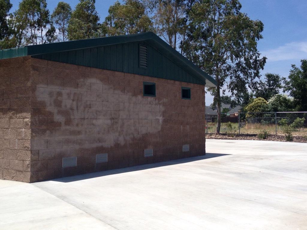 PedroQTV's tweet image. #CorningCA offering a $1,500 reward for the arrest of the people responsible for gang graffiti at Lennox Fields.