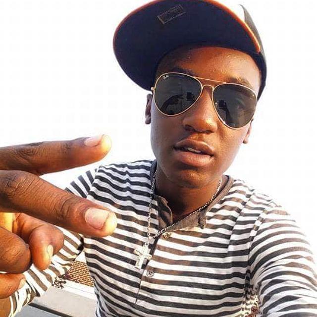 EB_Smiley's tweet image. Still doing me 💸🔞💯