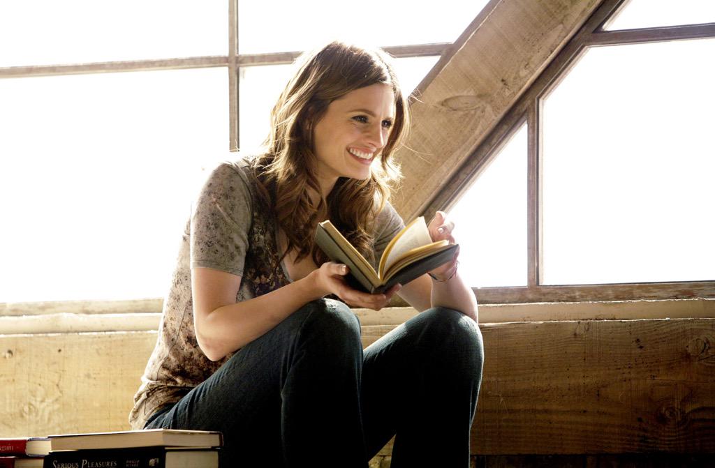 Frameverymoment's tweet photo. #CastleFact These two pictures can be seen framed in Castle's office. http://t.co/unwq1ZmbAZ