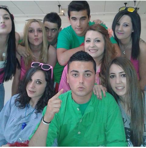 xhenaaa's tweet photo. Ya estaaa aqui 🍸 @ClauBernardoo @parrito4 @RebecaGilLopez @Idoyaaaa @ektorius7 @miguelmarme11 @Raqueel03 http://t.co/E68rhpl0DA