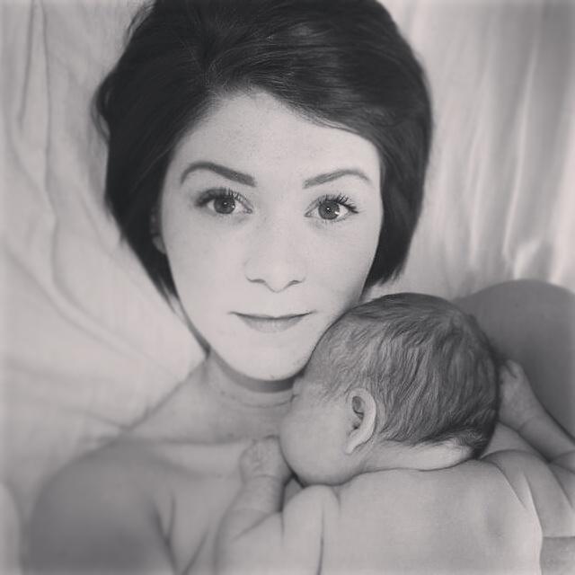 chelsjenx's tweet photo. Mama's girl 💜 http://t.co/UvNidbV2H7