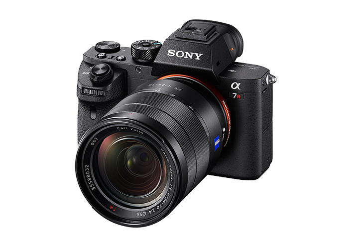 SURPRISE! Sony has a new camera and it's a beast! a7RII. Video? How about 4K internal. eriknaso.com/2015/06/10/new… #sony