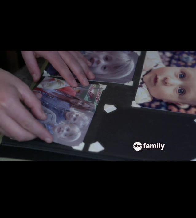 WeWhoLovePLL's tweet photo. #PrettyLittleLiars 6x03 Jason remembers Charles!
#PLL #PLLSeason6 #PLLSeasonSix #CharlesIsA #A #BigA #SummerOfAnswers http://t.co/CXWMAD0x9g