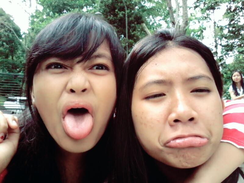 IchaRumetor's tweet photo. 😁 http://t.co/8KQrrh7bfF