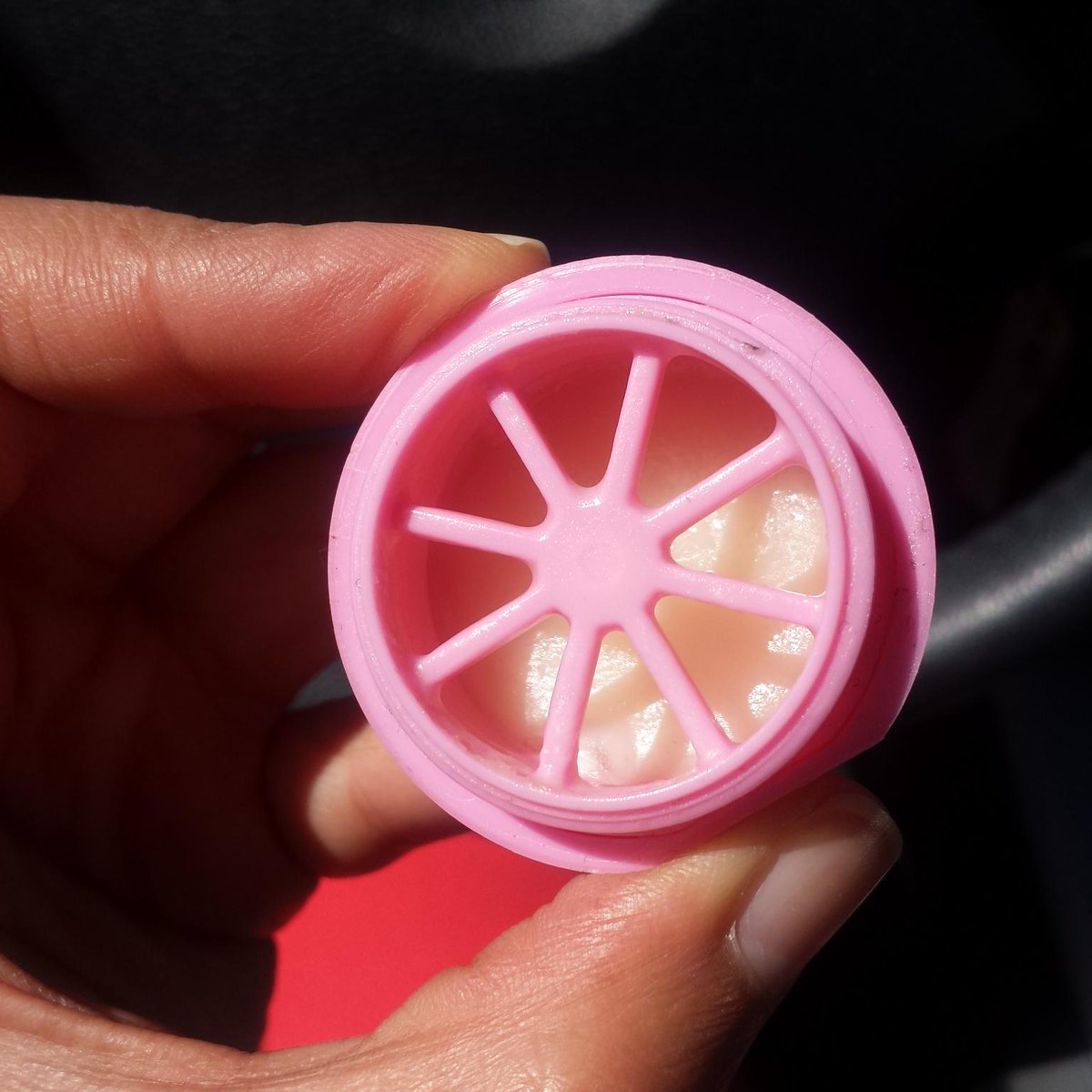 27 degrees means Game Over for my <a href="/eos/">eos</a> chapstick 😢  so sad!