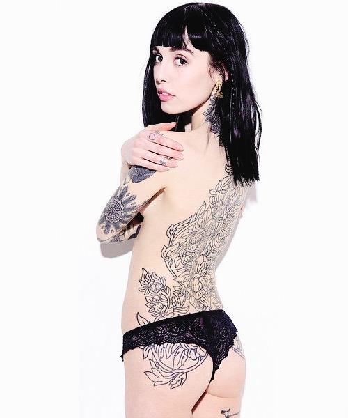 #WomanCrushWednesday babe 😻😻😻 <a href="/save_meLody/">babygirl</a>