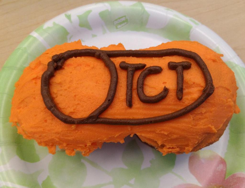 TinCanTech's tweet image. This double wide of a cupcake won us a gift card today! #cupcakes #TCT #doublewide