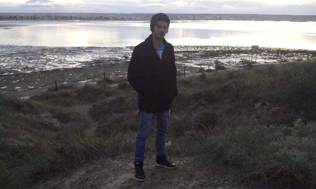 sergiobecker179's tweet photo. #PuertoMadrynChubut http://t.co/hoKh4bak4B
