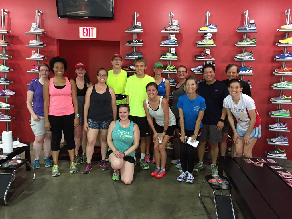 Newton_DFW's tweet photo. Thanks @RunOnTexas Richardson! It was Fate! &amp; Kismet! #RunChat #FeelNewton #socialrun http://t.co/FaoqTDtPgX