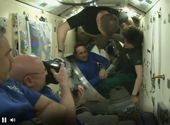 esaoperations's tweet photo. Last farewells and hugs for the astronauts, ready to step into their spacecraft. #Futura42 http://t.co/4tHLHVCgXY