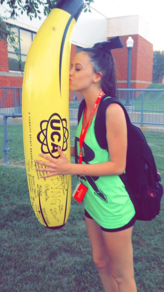 MarahRanger's tweet photo. WERE GONNA GET THE BANANA TOMORROW!! LETS GO BAJV!!! @UCAdillon @UCAupdates #BAJV http://t.co/QwhpBa23IF