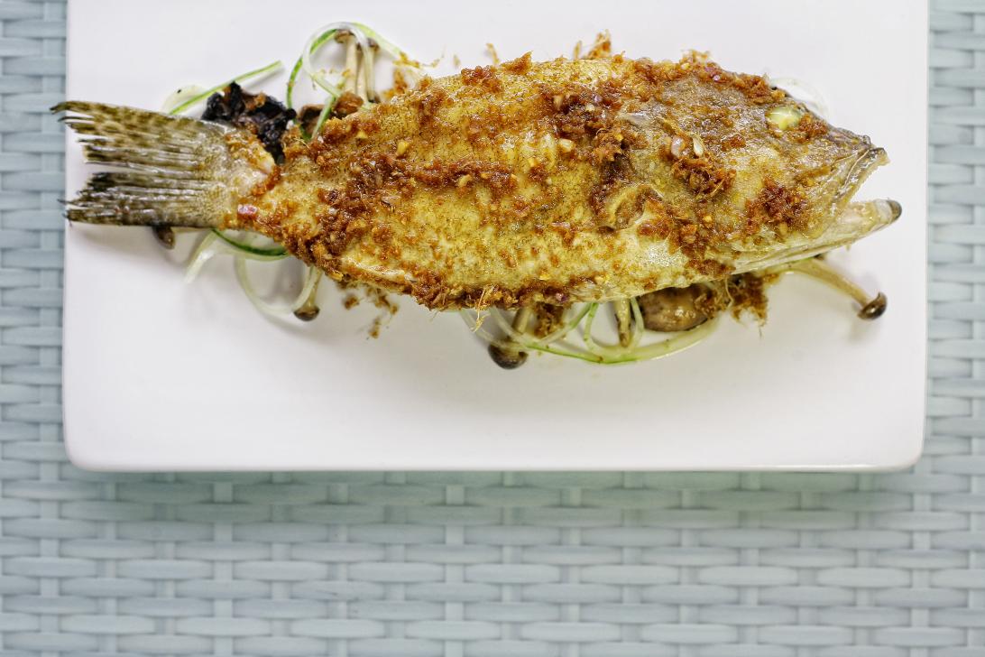 glazebali's tweet photo. Grilled fish lemongrass http://t.co/MGtkS9SZFV