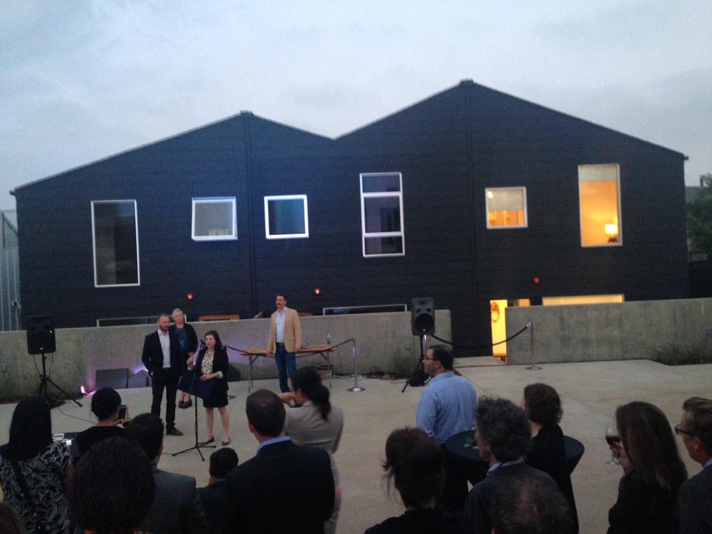daveedkapoor's tweet photo. incredible @barbarabestor @LocalConstruct Blackbirds houses opened tonight, finally an LA example of #elegantDensity http://t.co/6HeVAzNRtP