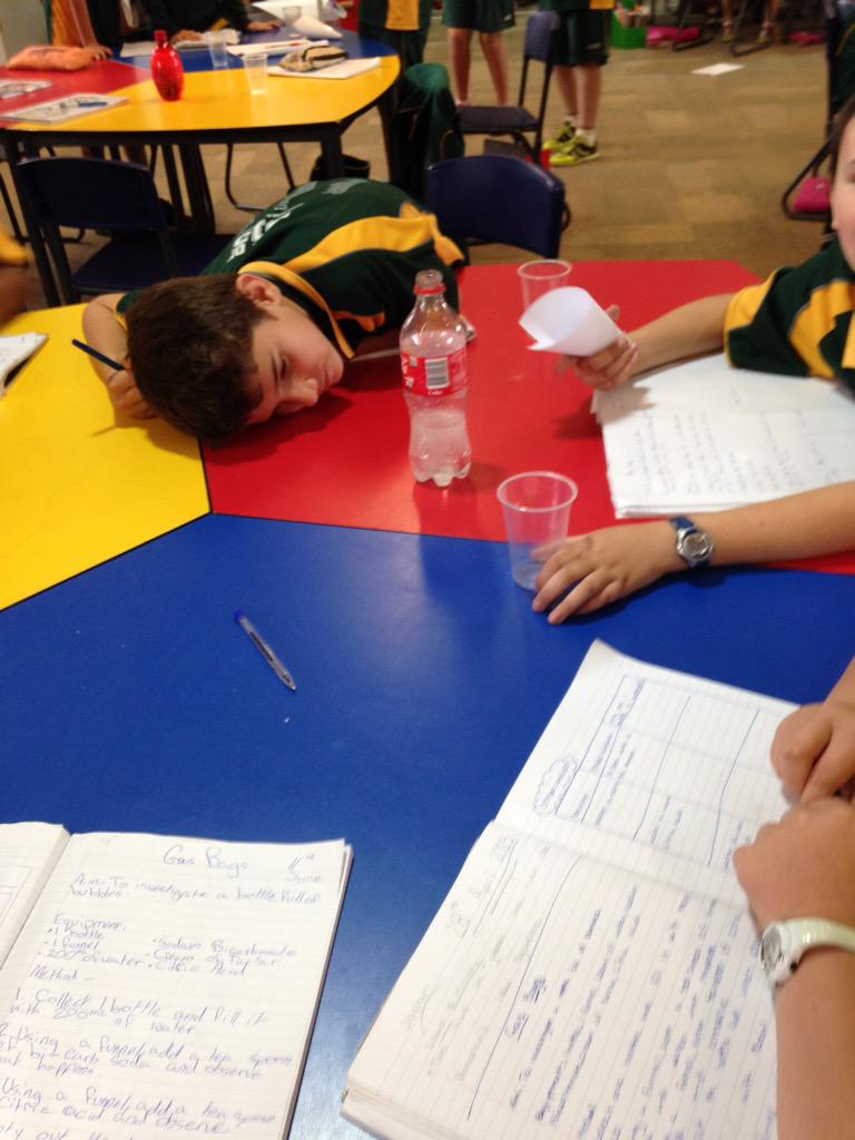 CCCYear6's tweet photo. Gas Bags- Yr6 investigated creating carbon dioxide http://t.co/58jCVzTftF
