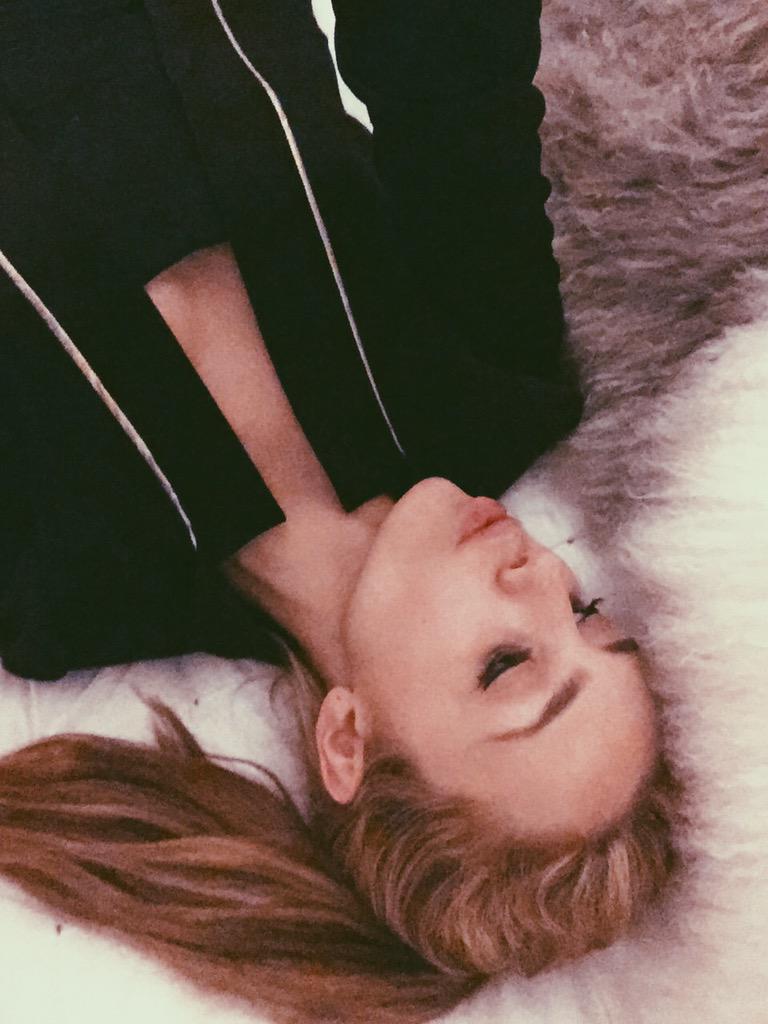 PeytonList tweet picture