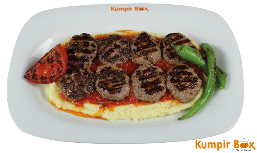 KumpirBoxcom's tweet photo. Patates püresi eşliğinde Cızbız Köfte... Bu eşsiz lezzet Kumpirbox'da sizi bekliyor. #KumpirBox http://t.co/bp6rSyIyI2