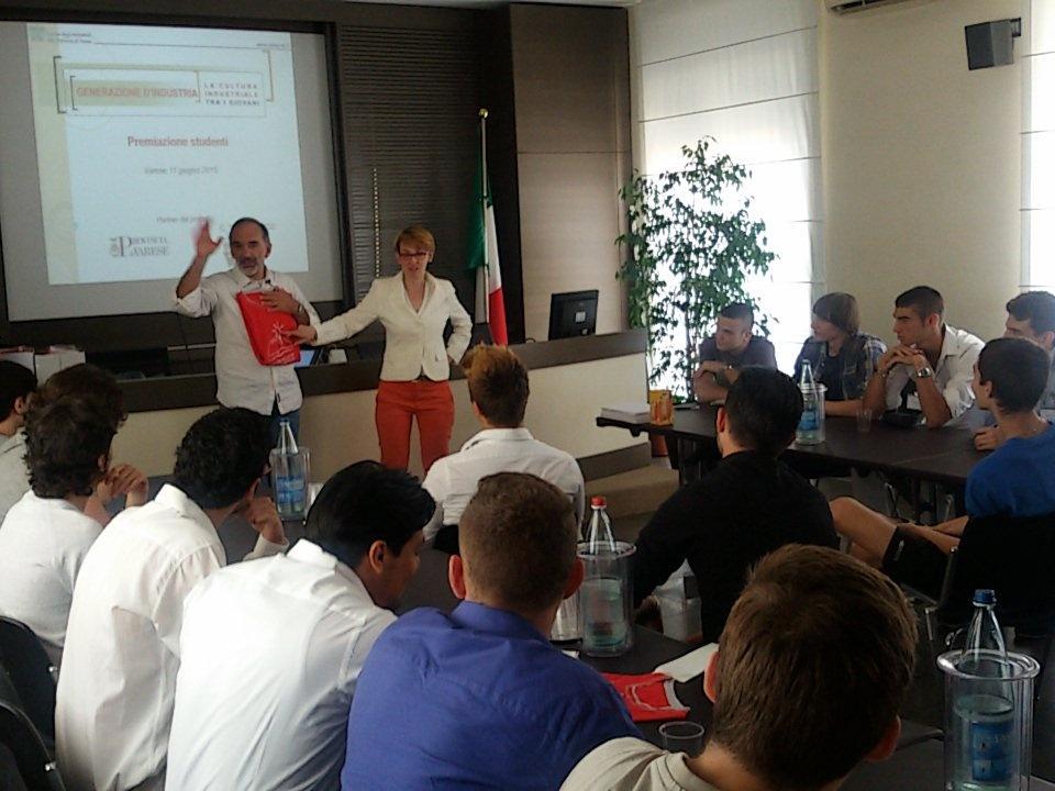 confindustriava's tweet photo. Happy to be. A lezione di entusiasmo con Alessandro Lucchini #generazionedindustria #varese http://t.co/6TypTxYavw