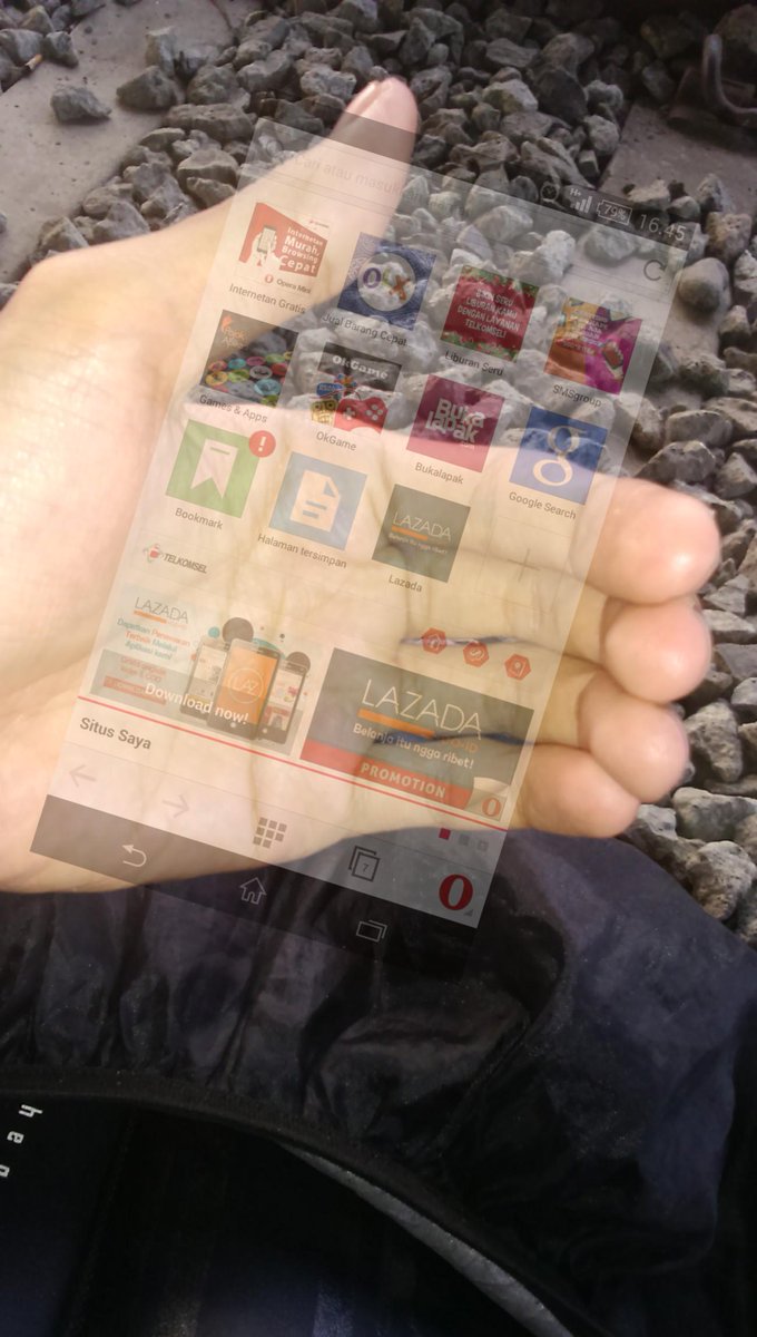 rendymarselindo's tweet image. @Opera_id Internet dalam genggaman #OperaInHand