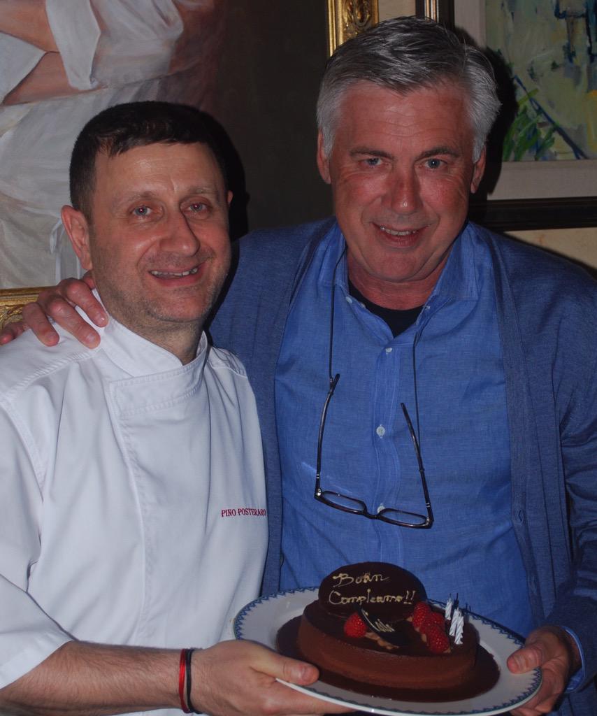 MrAncelotti's tweet photo. Grazie a tutti per gli auguri di buon compleanno! È proprio bello compiere gli anni in questo modo 😀 grazie @chpinos http://t.co/3evJyiJHF6