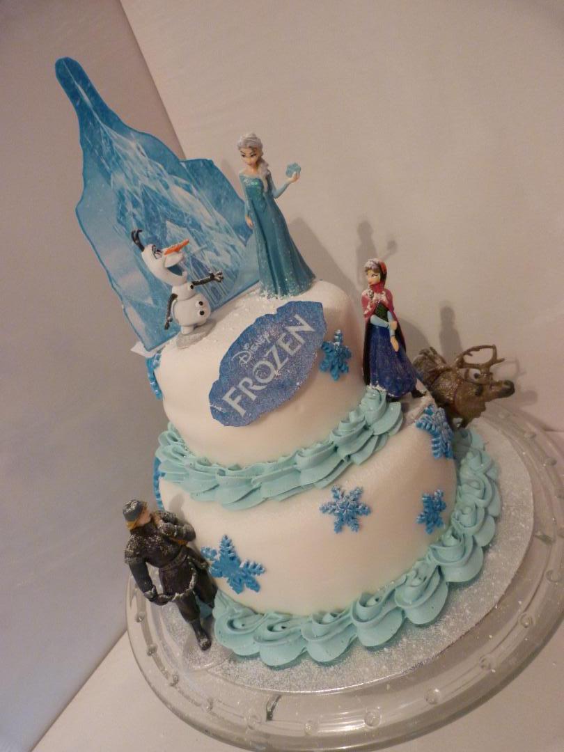 GrantedCakes's tweet photo. Happy birthday lily! #frozencake #frozen #f4f #L4L #elsacake #annacake #olafcake #vanillacake http://t.co/mDoyEgwe7Y http://t.co/OXL5gCTlxM