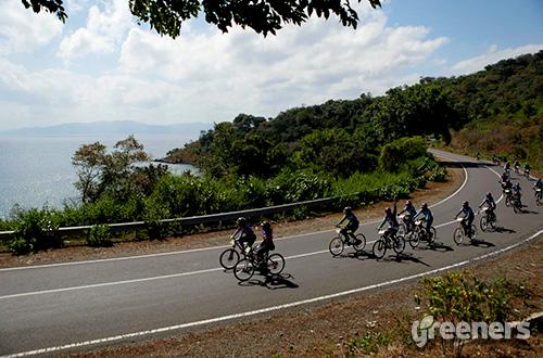 #AKSI Srikandi Inspirasi Bagi Negeri Jilid 5, Mengenal Kota Bima #greeners bit.ly/1C06KyK <a href="/B2WIndonesia/">Bike2Work Indonesia</a>