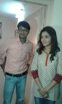 paramwable's tweet image. लव्हबर्डस नाटक: मला मुळातच नाटकं बघायला आवडतात, आणी त्यात तुझे (मुक्ता बर्वे) असले तर फारच! पुढील प्रयोगाला शुभेच्छा