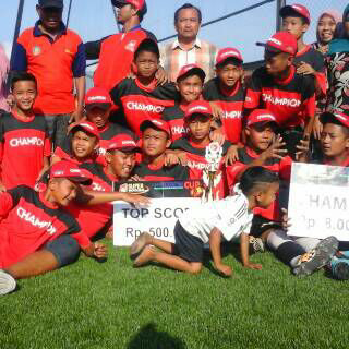 nihh min SSB sumedang juara 1 sepakbola di bandung <a href="/sumedangUPDATE/">Sumedang Update</a>