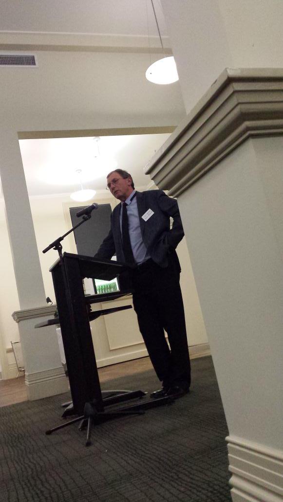 Tony Leggett tweet media