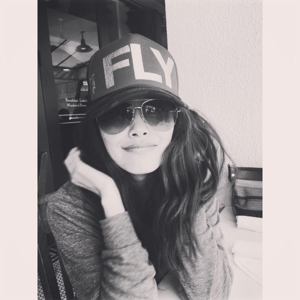 elainetan1's tweet image. Mickey @eskyflavor thanks for my new favorite hat! Personalized✌🏽#MiddleNames ~ Big ❤️ to you #Mahalo