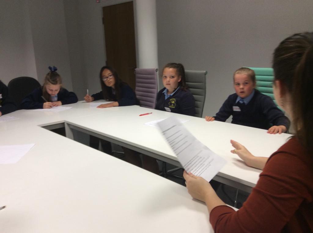 EducateMag's tweet image. Eleanor said some children get addicted to technology #technologydebate @BickerstaffeCE