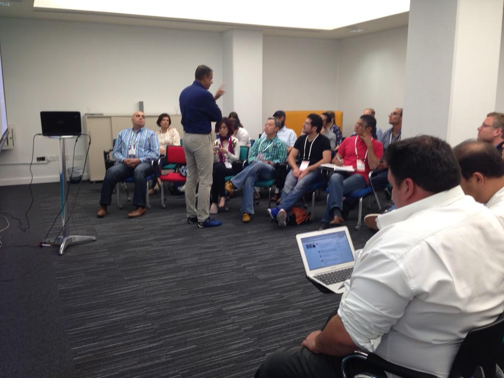 EndeavorJo's tweet photo. How to get the right talent into your company with @onsal at #Endeavor #CandidateDay #jo http://t.co/UPBmKPLwLZ
