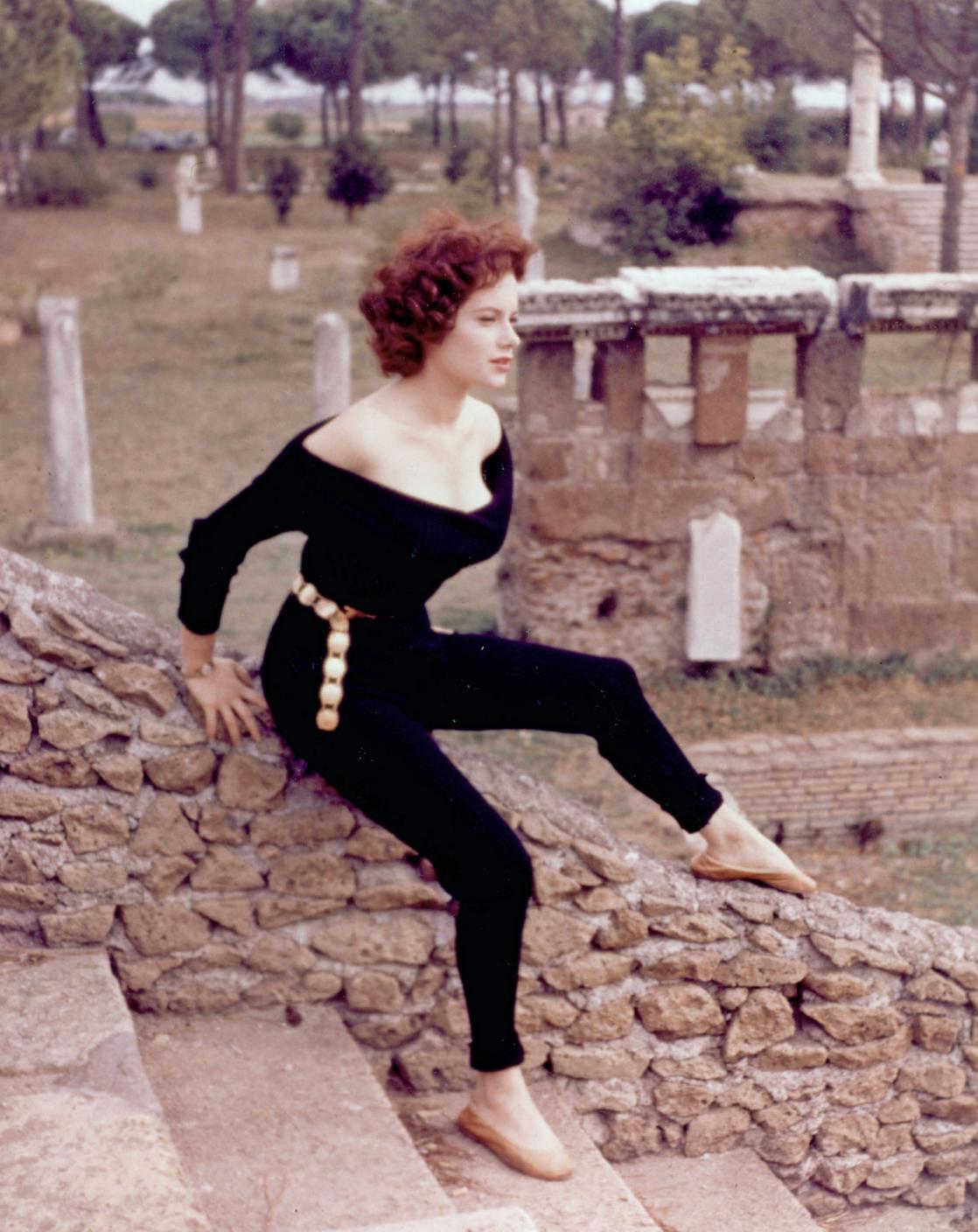 Happy 78th Birthday today June 10th to Luciana Paluzzi, xxx

 