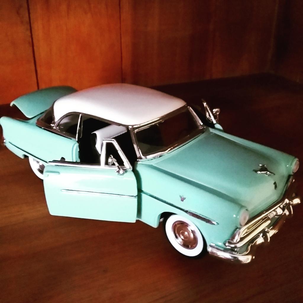 #Ford #Victoria #Oldengine #Miniature #KNK_Kustom #Collection