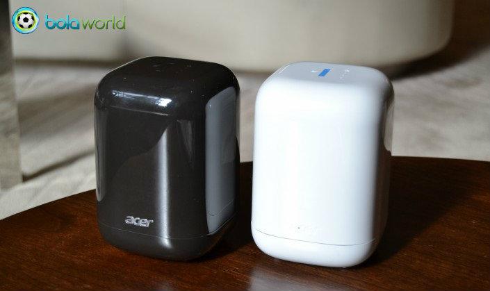 bolaworldclub's tweet image. Acer Revo One RL85 sebagai home media centre bit.ly/1FUpjVI #RevoOne #Acer #SmallestPC bit.ly/1QqO4nM