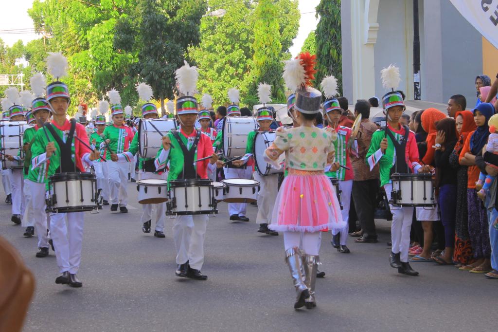 Thank You "<a href="/Torangtorangjo_/">GGB</a>: parade "