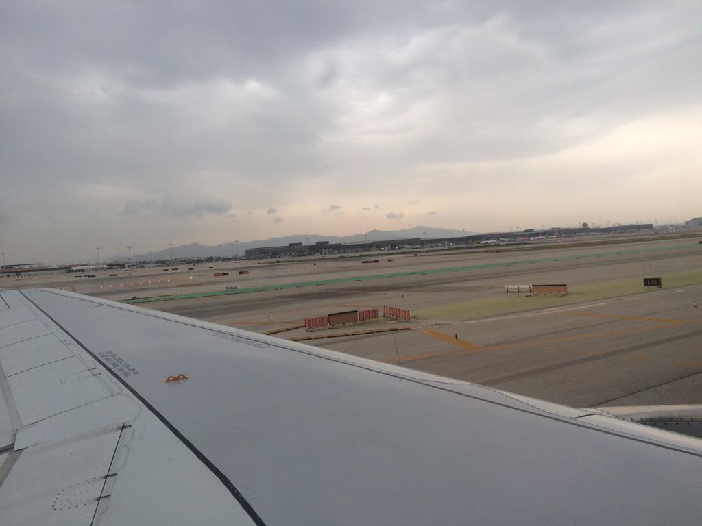 Matt_Prosser76's tweet photo. It's time to go home. Thanks @stadiumbusiness for a great conference #SBS15 see you all at #SBS16 #Verteda http://t.co/UmFwukzBlo