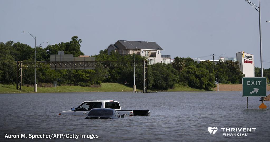 Thrivent's tweet photo. Ways you can help victims and families of the #HoustonFlood: https://t.co/Gg5fYPrGXF http://t.co/pjxQ7yfOB6