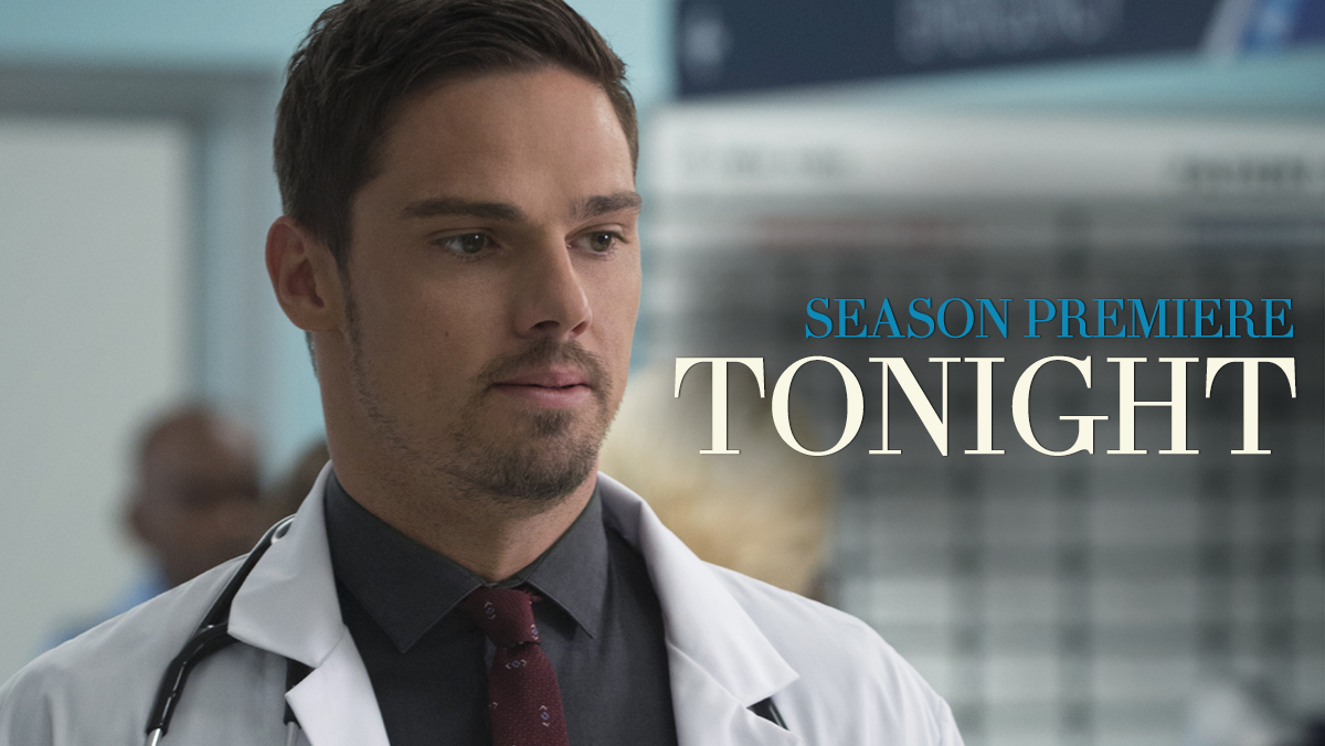 cwbatb's tweet photo. Will Vincent's beast abilities help or hinder his return to the hospital? Find out tonight on #BATB's premiere @ 8/7c http://t.co/YBJ4FffSR9