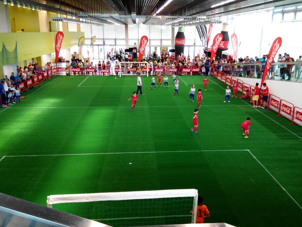 RFAF's tweet photo. Comienza la Feria del Fútbol #Futboland15 @fibesevilla Actividad paralela #CMERFAF15 http://t.co/Oc6ueheEyu