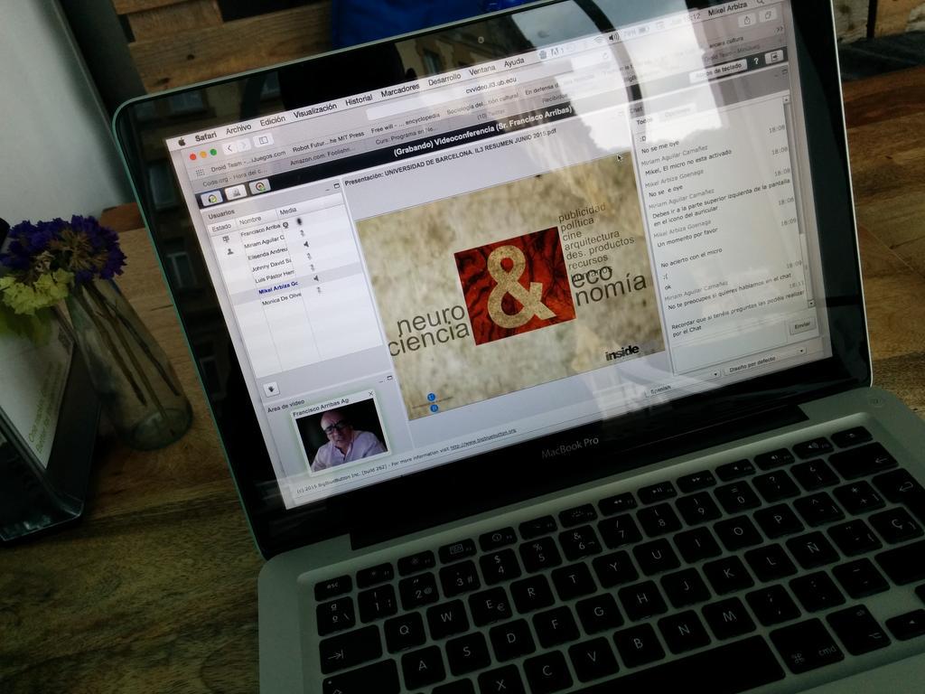 AEGIkastetxea's tweet photo. Videoconferencia con @pacoarribas de @neurosciencesIB. #Neurociencia #Neuroresearch #Neuropolítica http://t.co/oLMKwxBuhV