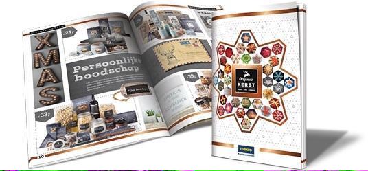 Onze nieuwe brochure is uit! Vol tips, ideeën en unieke sfeerpakketten. Vraag hem aan op makrokerstpakketten.nl