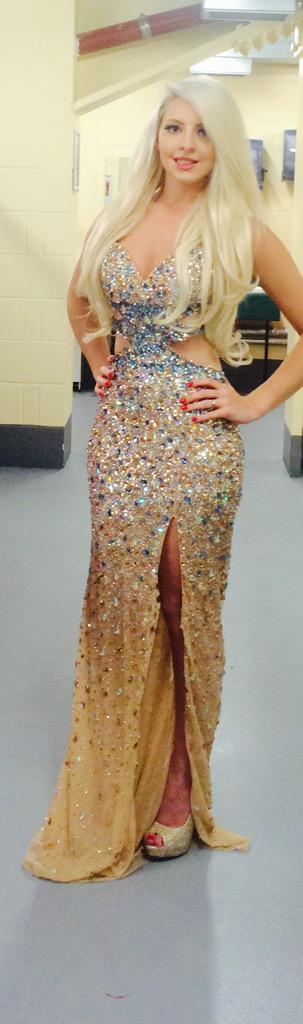 lissjonesmusic's tweet photo. @millenniumstad earlier today before performing 😘 @SConfidential @annekaboutique @LissJones1 @LissJonesDK http://t.co/c2gxayPmIi