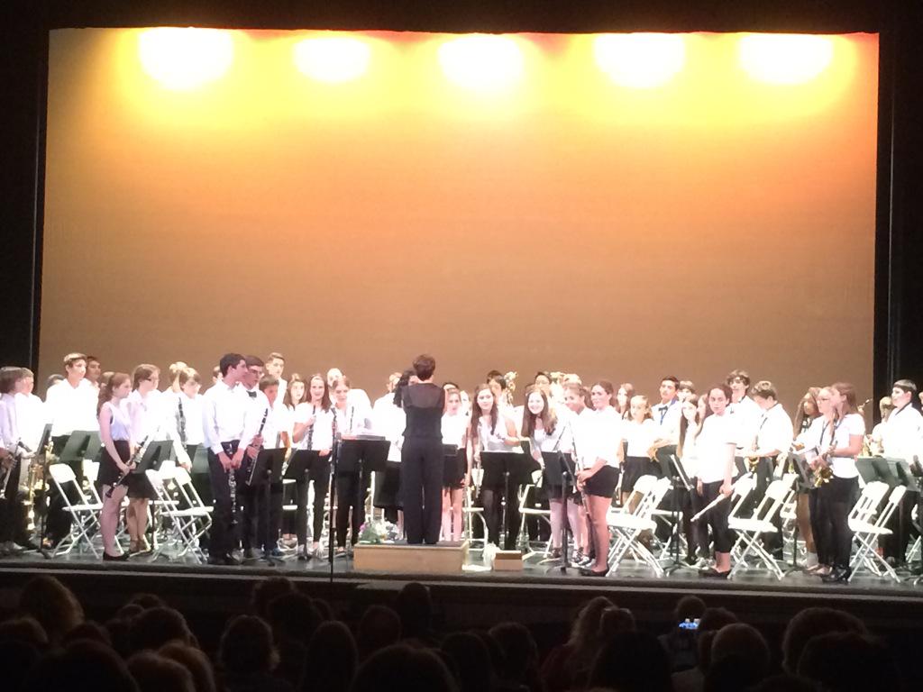 NancyCheevers's tweet photo. JFK BAND rocks! And so does Claire Williams! http://t.co/jVdROYBrN0