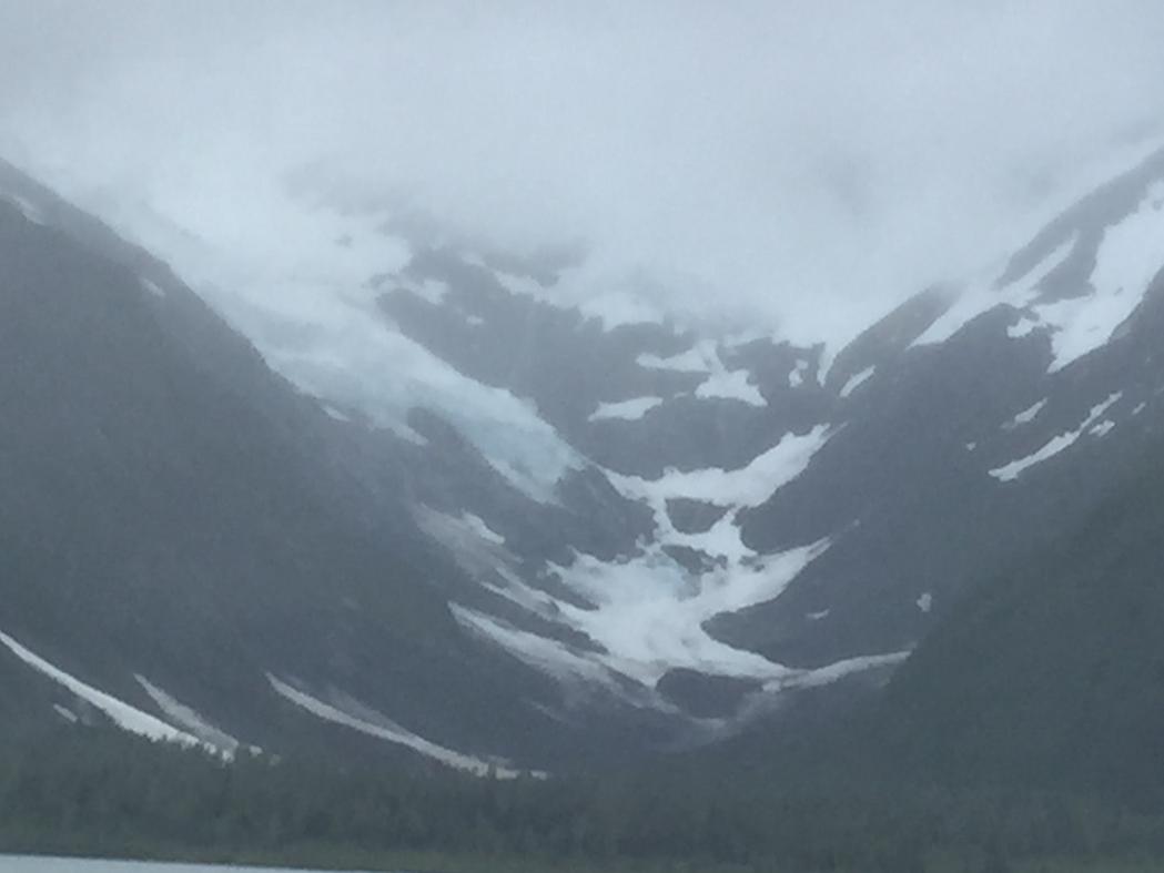 Albeej's tweet photo. Headed home after two days of meetings in Alaska. Can't wait to return for an extended vacation! http://t.co/4s95dVbZmL