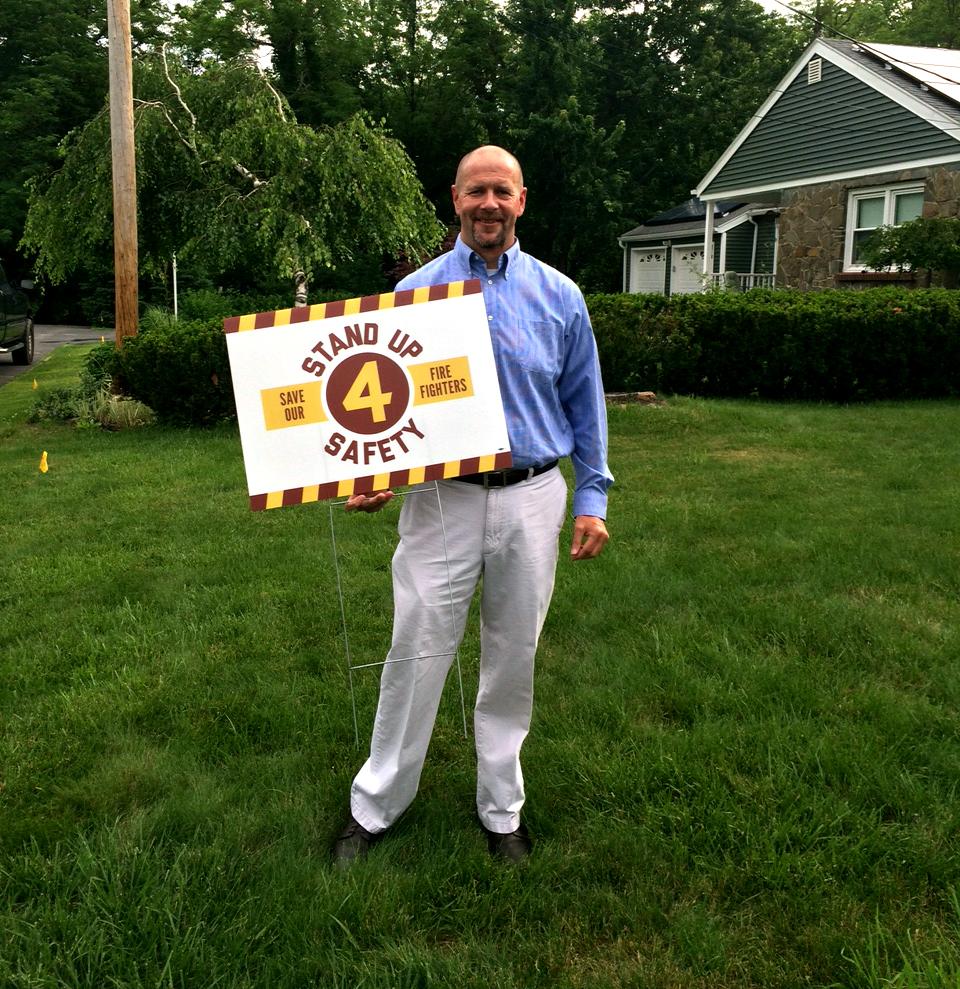 RensProFF's tweet photo. Many thanks to Councilman Mooney for supporting our #StandUp4Safety campaign! http://t.co/B1ycJ8aUCY